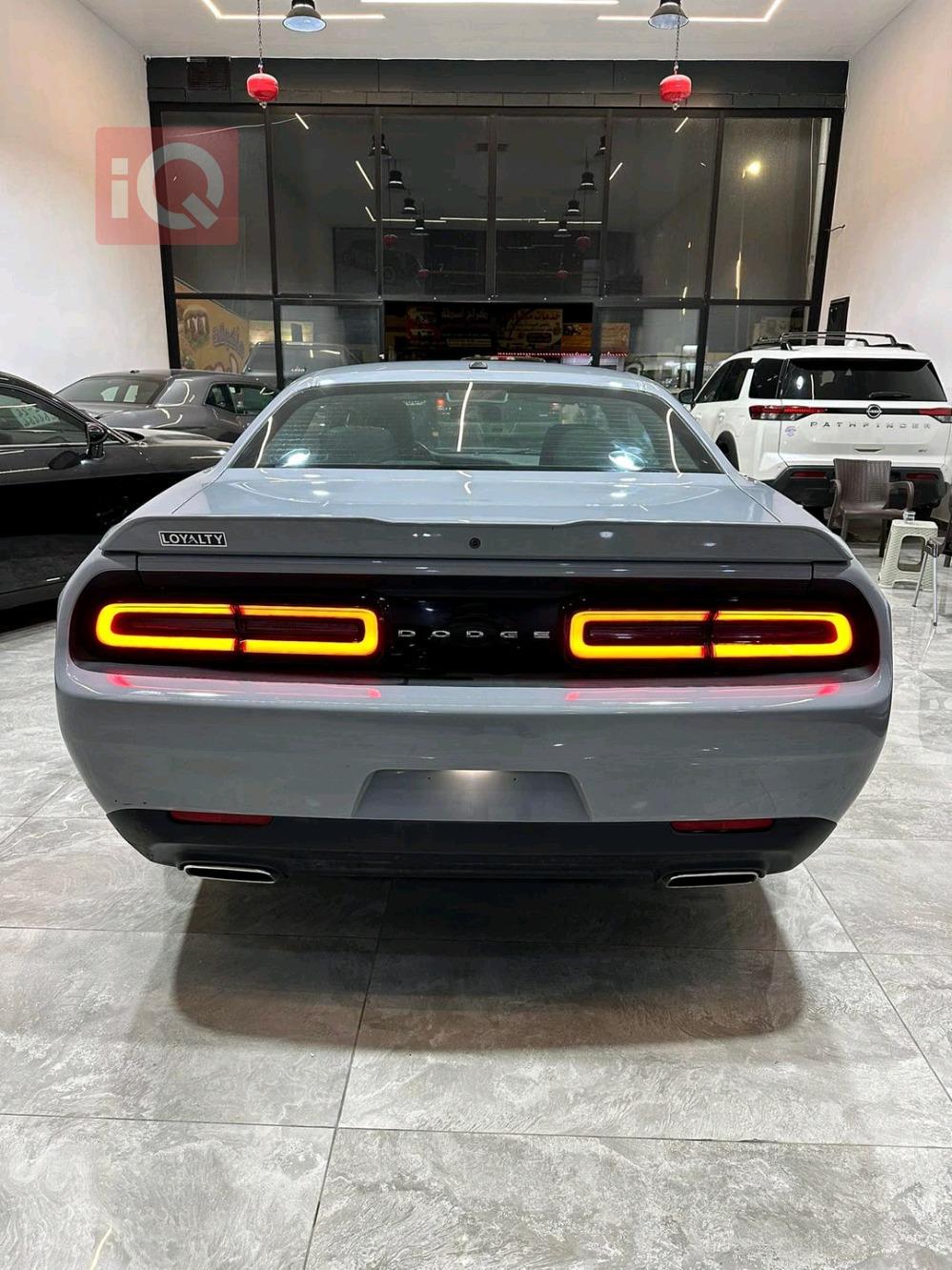 Dodge Challenger